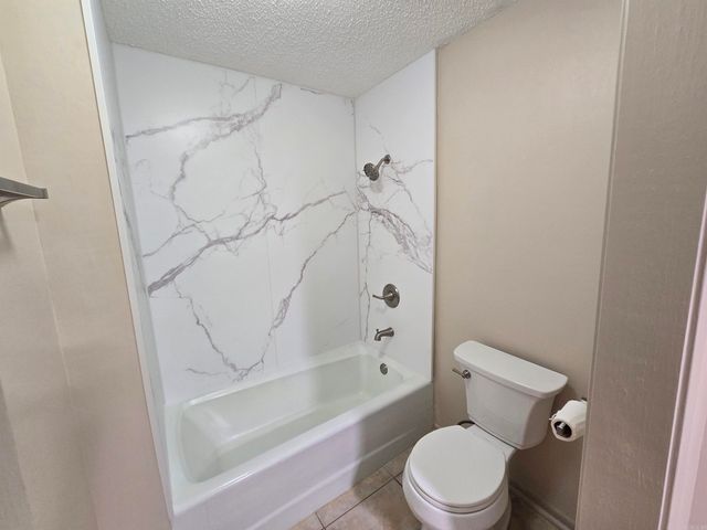 165 Sunset Country Lane, Lonoke, AR 72086