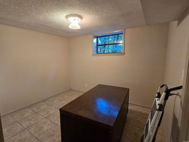 165 Sunset Country Lane, Lonoke, AR 72086