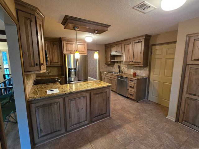 165 Sunset Country Lane, Lonoke, AR 72086