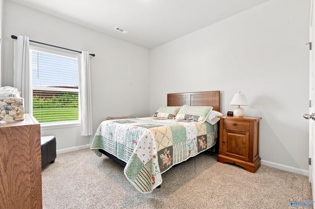296 Wraywood Road, Huntsville, AL 35810