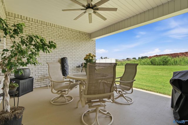 296 Wraywood Road, Huntsville, AL 35810