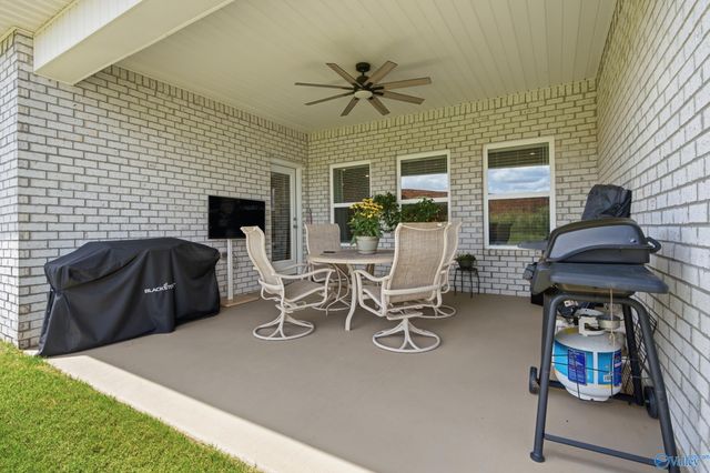 296 Wraywood Road, Huntsville, AL 35810