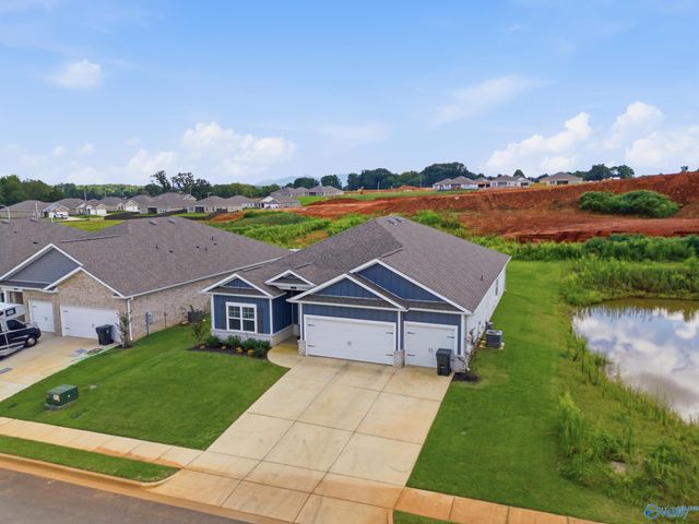 296 Wraywood Road, Huntsville, AL 35810