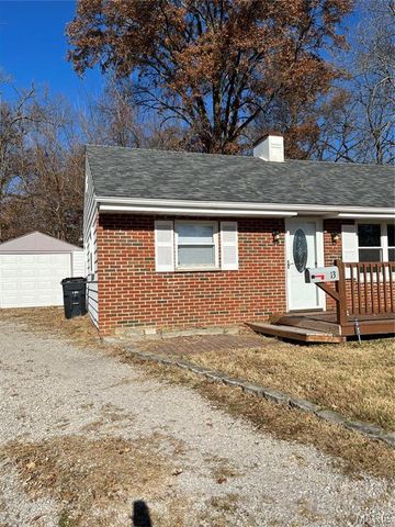 13 RUSTY WIL Drive, Belleville, IL 62220