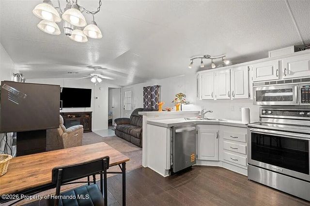 12222 Beagle Road, Hudson, FL 34667