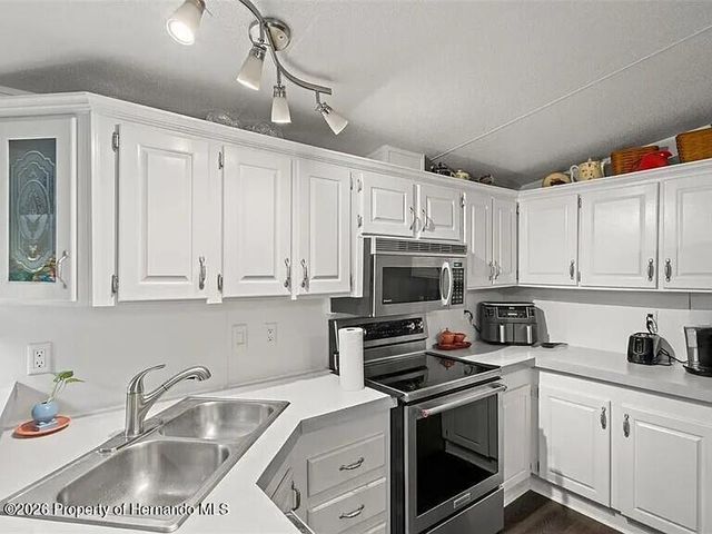 12222 Beagle Road, Hudson, FL 34667