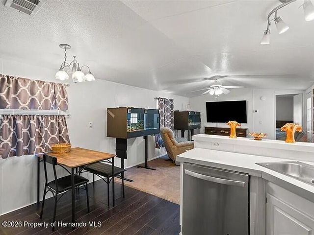 12222 Beagle Road, Hudson, FL 34667
