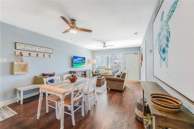 1319 S 11th St 405, Port Aransas, TX 78373
