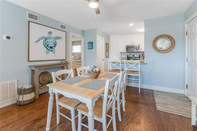 1319 S 11th St 405, Port Aransas, TX 78373