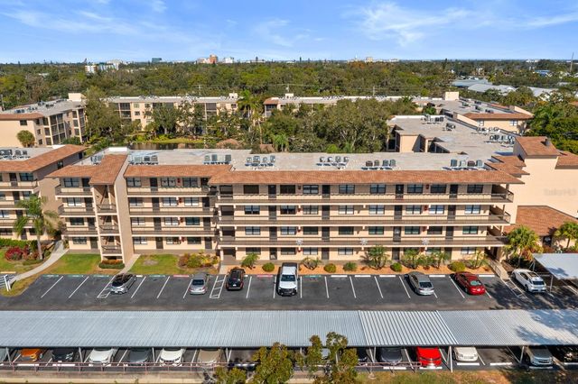 505 30TH AVENUE W E304, Bradenton, FL 34205