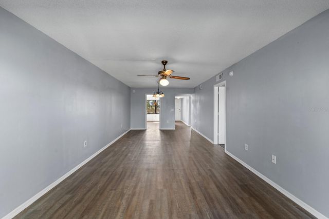 505 30TH AVENUE W E304, Bradenton, FL 34205