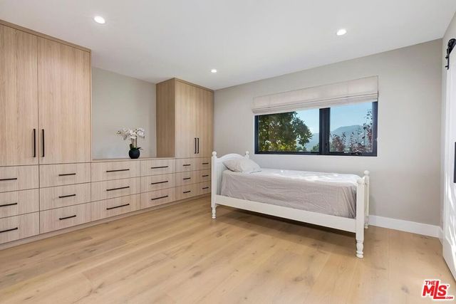 17810 Sabbiadoro Way, Pacific Palisades, CA 90272