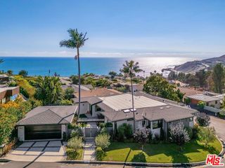 17810 Sabbiadoro Way, Pacific Palisades, CA 90272