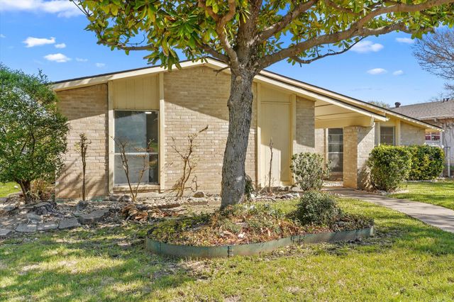 3020 Ravine Trail, Carrollton, TX 75007