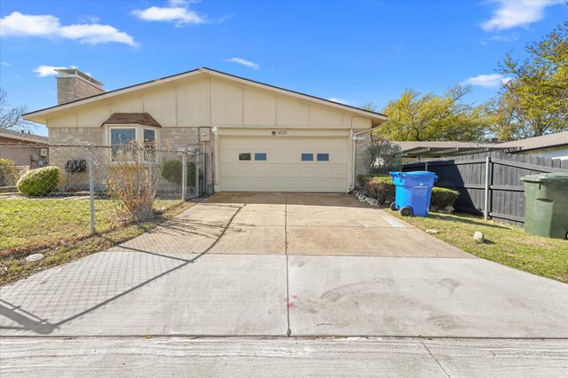 3020 Ravine Trail, Carrollton, TX 75007