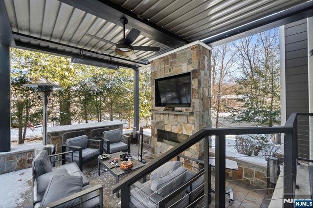 65 Prospect Avenue, Haworth, NJ 07641