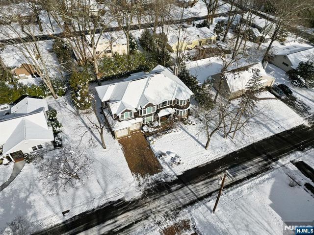 65 Prospect Avenue, Haworth, NJ 07641