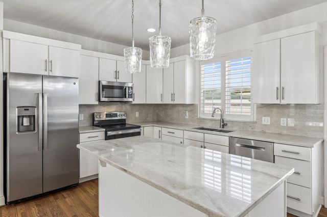 756 Wedgewood Park, Nashville, TN 37203