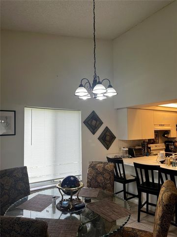 4400 WHITE PINE AVENUE 70-4, Orlando, FL 32811