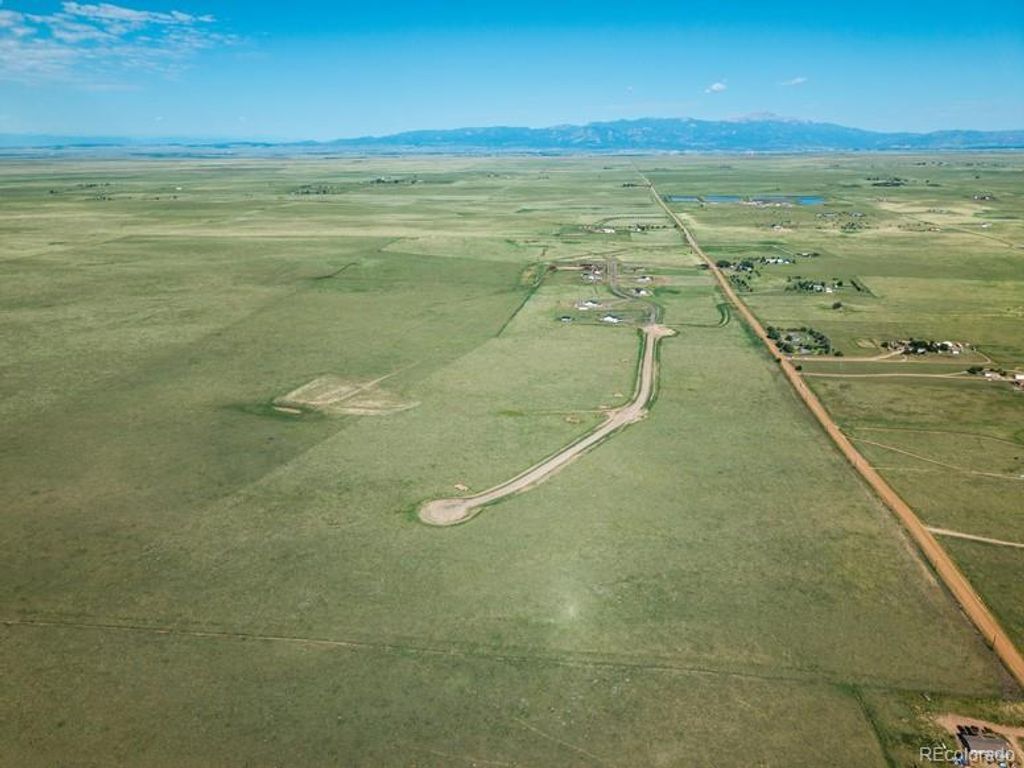 20744 Silverado Hill View, Colorado City, CO 80928