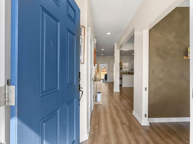 304 Videre Woods Court, Piedmont, SC 29673