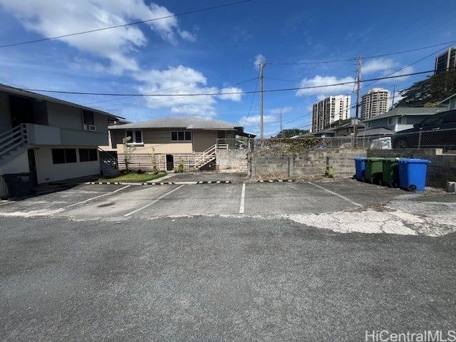 2153 Booth Road, Honolulu, HI 96813