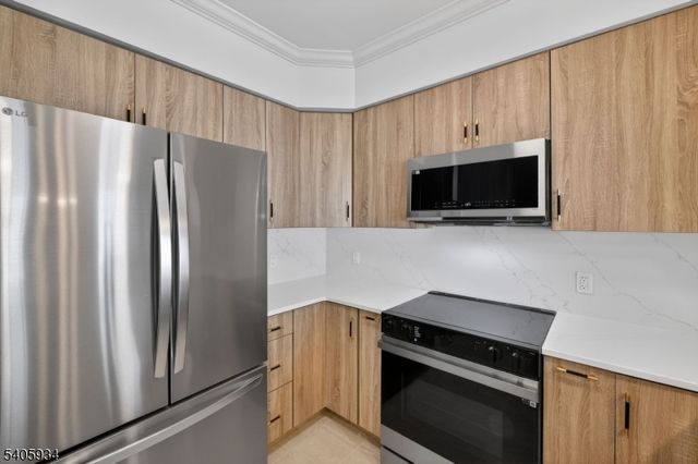 8 Maple Cres Unit 12, Vernon Twp., NJ 07462