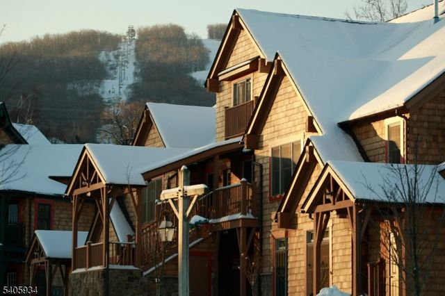 8 Maple Cres Unit 12, Vernon Twp., NJ 07462