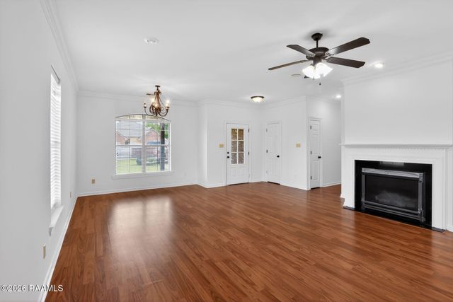 109 Chevalier Boulevard, Lafayette, LA 70503