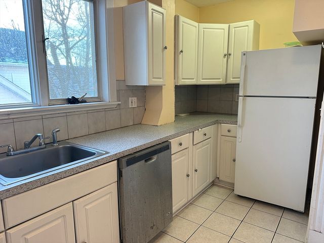 10 Channing St 2, Quincy, MA 02170