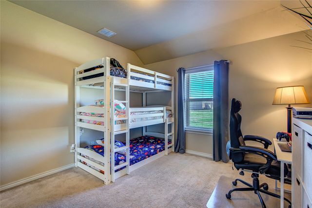 515 Hubbard Circle, Nevada, TX 75173