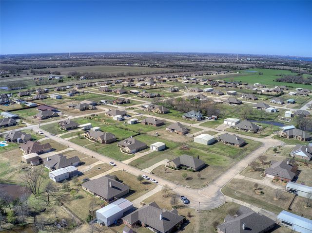 515 Hubbard Circle, Nevada, TX 75173