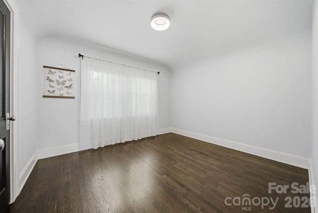 7 Forest Avenue, Granite Falls, NC 28630