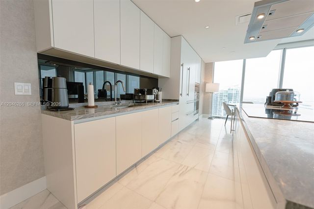 700 NE 26th Terrace 4901, Miami, FL 33137