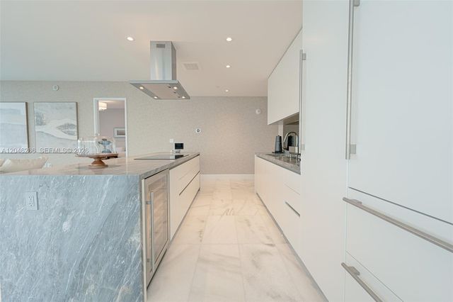 700 NE 26th Terrace 4901, Miami, FL 33137
