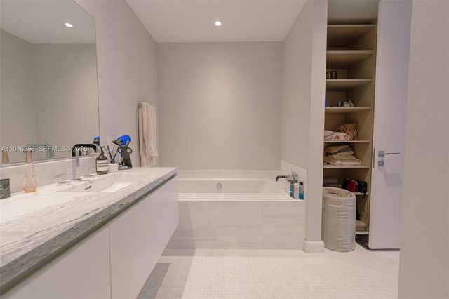 700 NE 26th Terrace 4901, Miami, FL 33137