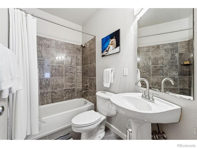 814 Mountain View Drive, Lyons, CO 80540