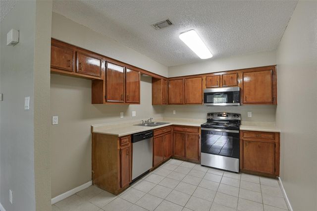 4504 Avenue L 2, Santa Fe, TX 77510