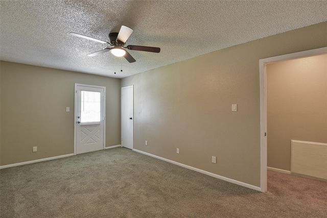 4504 Avenue L 2, Santa Fe, TX 77510