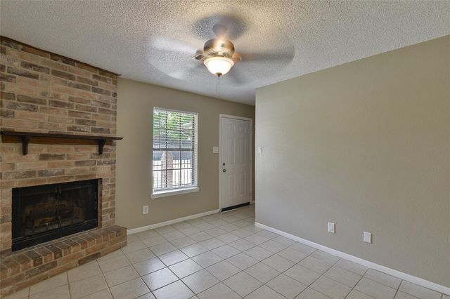 4504 Avenue L 2, Santa Fe, TX 77510
