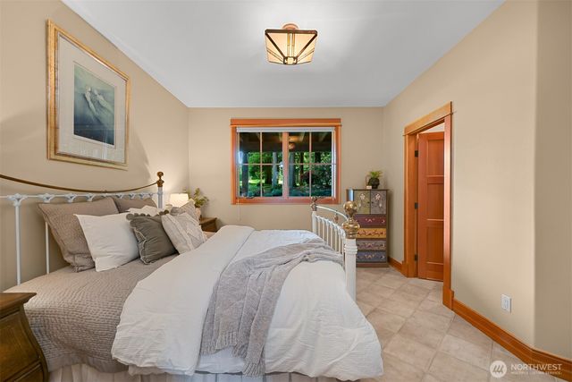 8789 Wood Duck Way, Blaine, WA 98230