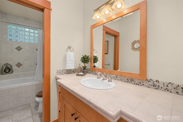 8789 Wood Duck Way, Blaine, WA 98230