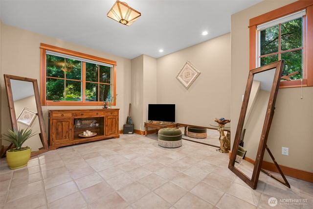 8789 Wood Duck Way, Blaine, WA 98230