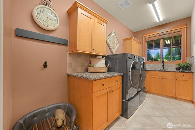 8789 Wood Duck Way, Blaine, WA 98230