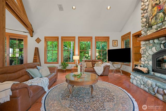 8789 Wood Duck Way, Blaine, WA 98230