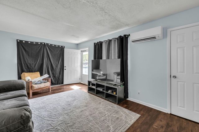 4729 Rogers Road, Chattanooga, TN 37411