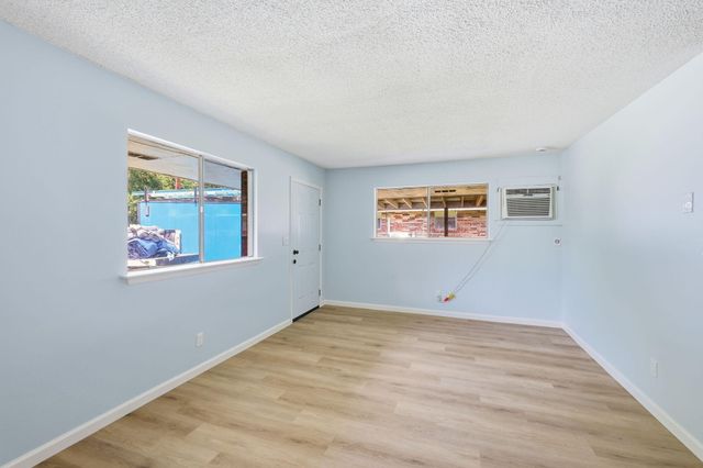 4729 Rogers Road, Chattanooga, TN 37411