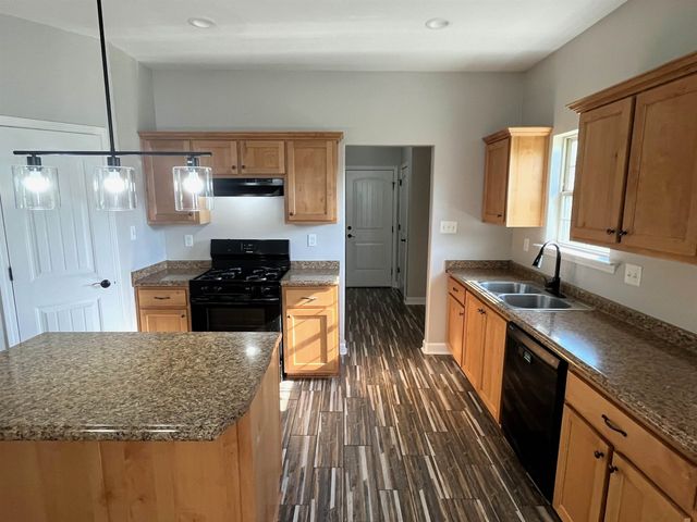 105 LILLIE LN, Burlison, TN 38015