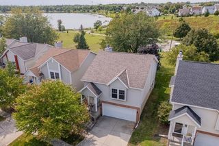 46 Parkshores Drive, Bloomington, IL 61701