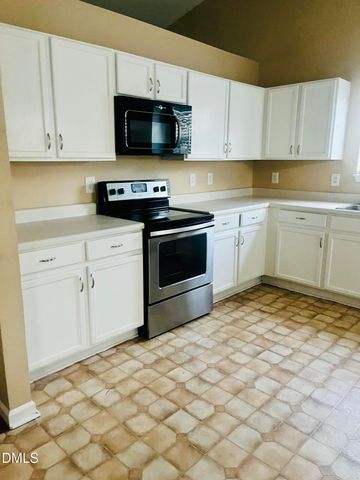 1524 Clover Ridge Court, Raleigh, NC 27610